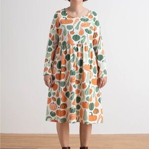 Winter Water Factory Pumpkin Print Long Sleeve Dress